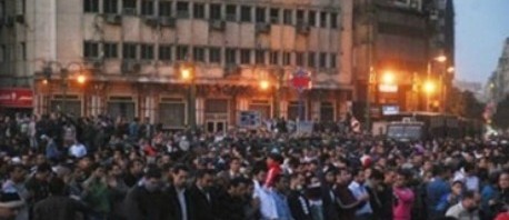 وزارة الصحة المصرية: 21 قتيلا و 180 جريحا في اشتباكات بميدان "رابعة العدوية" 
