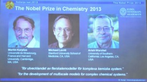 3  علماء يتحصلون على جائزة نوبل للكيمياء 2013