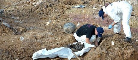 اكتشاف مقبرة جماعية للمسلمين بالبوسنة