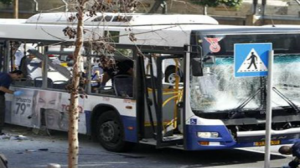 انفجار قنبلة داخل حافلة صهيونية قرب "تل أبيب"