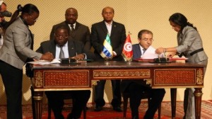 موكب توقيع اتفاقيات ثنائية بين تونس والغابون