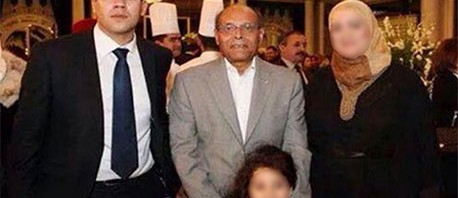 البارودي يستنكر نشر صورة تجمعه وزوجته وابنته بالمرزوقي