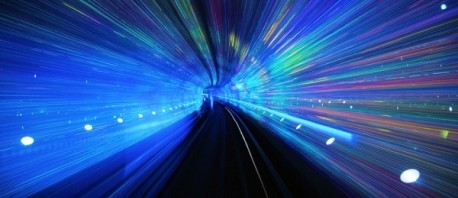 إكتشاف علمي: باحثون في اسكتلندا يتمكنون من إبطاء سرعة الضوء