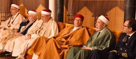 رئيس الحكومة يشارك في موكب ديني بمناسبة المولد النبوي الشريف