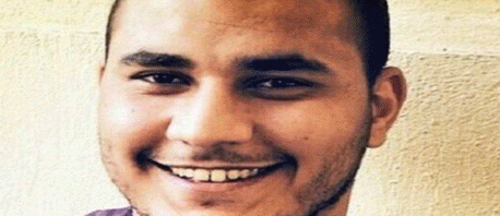  السلطات الأمريكية  ترحل طالب مصري بعد نشره تعليقا يتعلق بـ "ترامب" على فيسبوك
