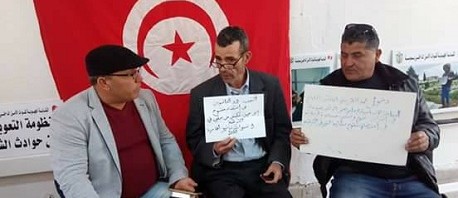 أمنيون يدخلون في إضراب جوع
