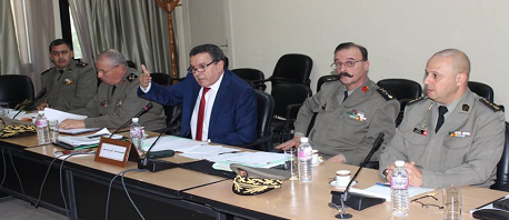 وزير الدفاع فرحات الحرشاني