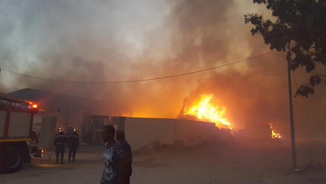النهضة: تأخر فاضح للحماية المدنية في التدخل لإخماد حريق سوق جارة بقابس
