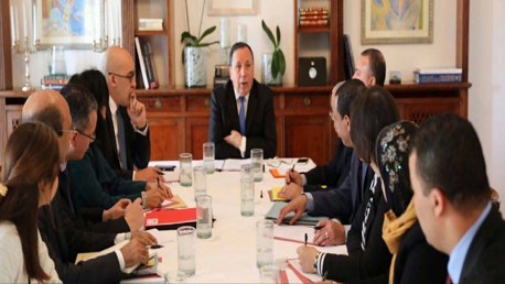 وزير الخارجية يجتمع بمقر سفارة تونس بروما برؤساء البعثات القنصلية التونسية بإيطاليا