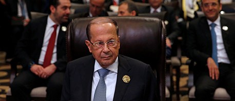    الرئيس  اللبناني : الكيان الصهيوني يُحضر لبناء جدار فاصل على الخط الأزرق 