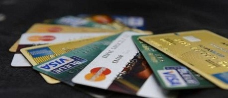 إيقاف شبكة خطيرة مختصة في قرصنة بطاقات بنكية أجنبية