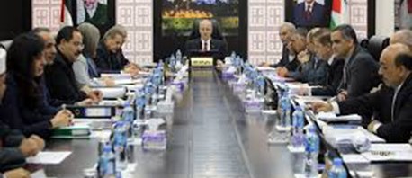 مجلس  الوزراء يدعو حماس لحماية المشروع الوطني الفلسطيني