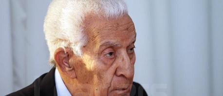 وفاة الدبلوماسي والسفير السابق «أحمد الغزال»