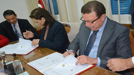 توقيع اتفاقية تعاون وشراكة بين وزارة الشؤون الدينية وهيئة مكافحة الاتجار بالبشر