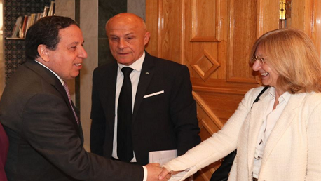 لقاء وزير الخارجية بسفير فرنسا بتونس