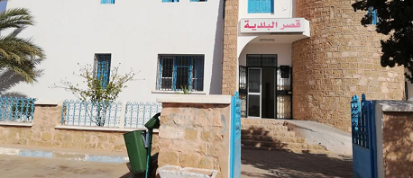 تطاوين: رئيس بلدية البئر الأحمر يُقدّم استقالته