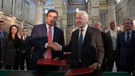 رئيسا مجلسي النواب التونسي والأردني يوقّعان مشروع مذكرة تفاهم