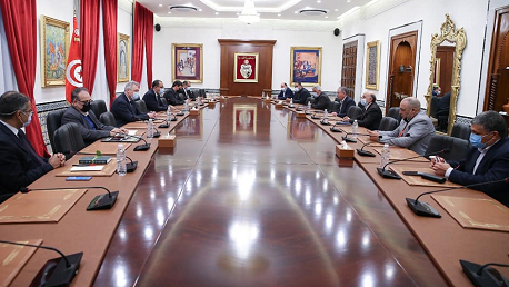 جلسة عمل حول إصلاح شركة الخطوط التونسية 