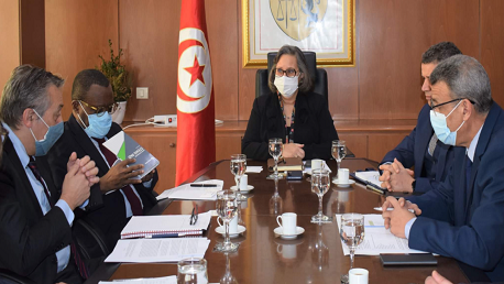 البنك الدولي  يُؤكّد استعداده للاستثمار بتونس في مجال الطاقات المتجددة 