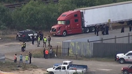 العثور على جثث أكثر من 46 شخصا داخل شاحنة في تكساس