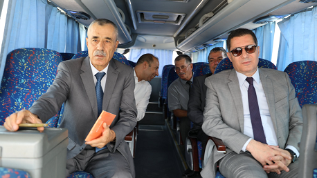 وزير النّقل يعاين سير العمل بمستودع بئر القصعة التابع لشركة نقل تونس