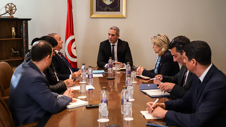 جلسة عمل مع المكتب التنفيذي للجامعة التونسية لوكالات الأسفار والسياحة 