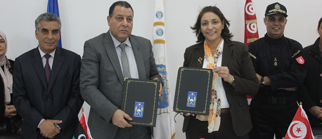 إمضاء مذكرة توأمة بين المدرسة الوطنية للديوانة ومعهد الدراسات الجمركية الليبي