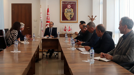 هيئة الانتخابات تلتق وفدا عن سفارة الإتحاد الأوروبي بتونس