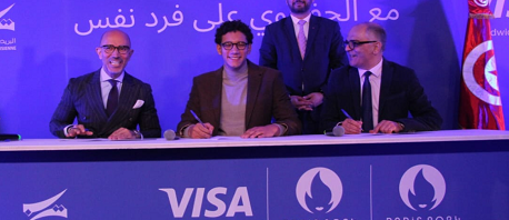 أيوب الحفناوي يوقع عقد شراكة مع البريد التونسي ومؤسسة عالمية