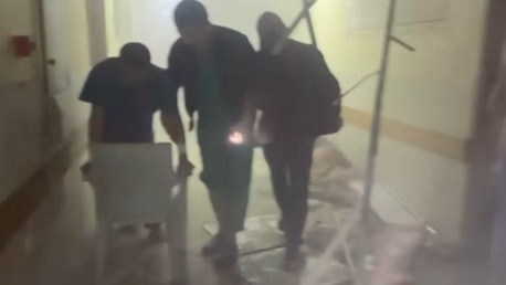 شهيد وإصابات في قصف الاحتلال لمجمع ناصر الطبي بخانيونس