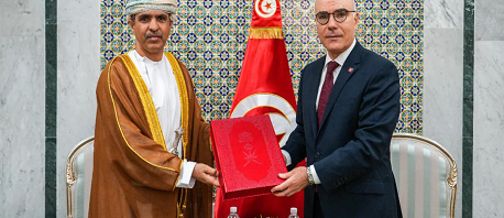 سلطان عمان يوجّه رسالة خطية إلى رئيس الجمهورية قيس سعيد