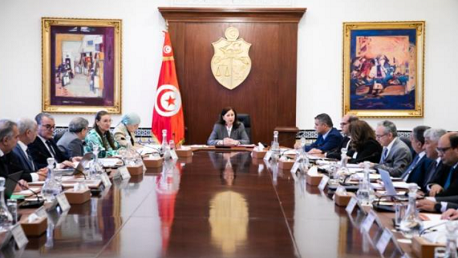 رئيسة الحكومة تدعو في مجلس وزاري الى تسريع انجاز المشاريع العمومية ذات الطابع الاقتصادي والاجتماعي