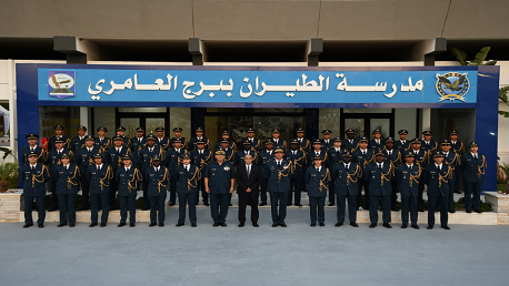 وزير الدفاع يشرف على حفل اختتام السنة الجامعية بمدرسة الطيران ببرج 