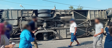 نابل: وفاة شخص وتسجيل إصابات عديدة في انقلاب حافلة تقل عمال مصنع بقربة