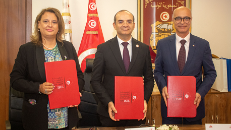 توقيع اتفاقيّة تعاون بين هيئة الانتخابات ومعهد بورقيبة للغات الحية وجامعة تونس المنار