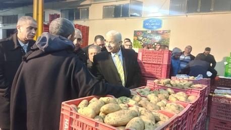 أول أيام رمضان : وزير التجارة وتنمية الصادرات في زيارة لسوق الجملة ببئر القصعة