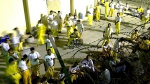 سجناء في العراق