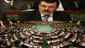 النواب المنسحبون يُقررون رفع شكاية ضد رئيس الحكومة في قضية اغتيال "محمد البراهمي"