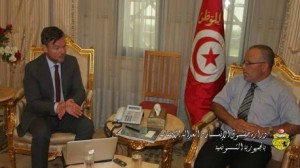 إدراج تونسيين ضمن قائمة الإرهاب محور لقاء "ديلو" بالممثل الأوروبي لمركز الحقوق الدستورية 