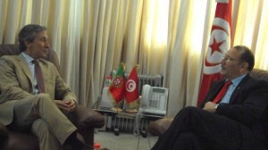 وزير التجارة يلتقي سفير البرتغال بتونس