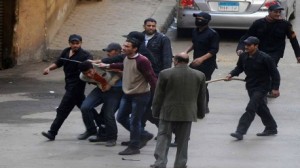 الداخلية المصرية تعتقل 183 متظاهرا من أنصار الإخوان 