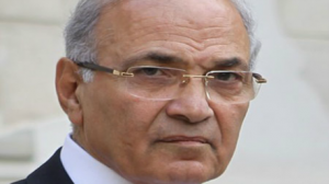 الحكم ببراءة "أحمد شفيق" وابني مبارك من تهمة الاستيلاء على أرض