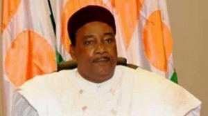رئيس النيجر يُحذّر من أن تتحول ليبيا إلى صومال جديد