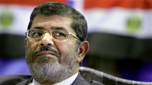 مصر: إحالة "محمد مرسي" وقيادات إخوانية للجنايات لاتهامهم بالتخابر والإرهاب