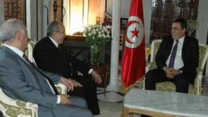 رئيس الحكومة يلتقي وزير الخارجيّة الجزائري