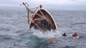 غرق سفينة صيد