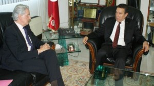 السفير الفرنسي بتونس