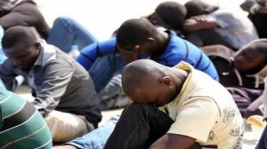 حرس السواحل الليبي يُنقذ 110 مهاجرا غير الشرعي