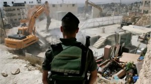 الكيان الصهيوني يهدم منزلين في القدس 
