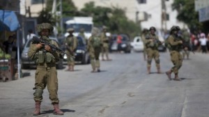 جيش الإحتلال الصهيوني يقتحم جامعة فلسطينية